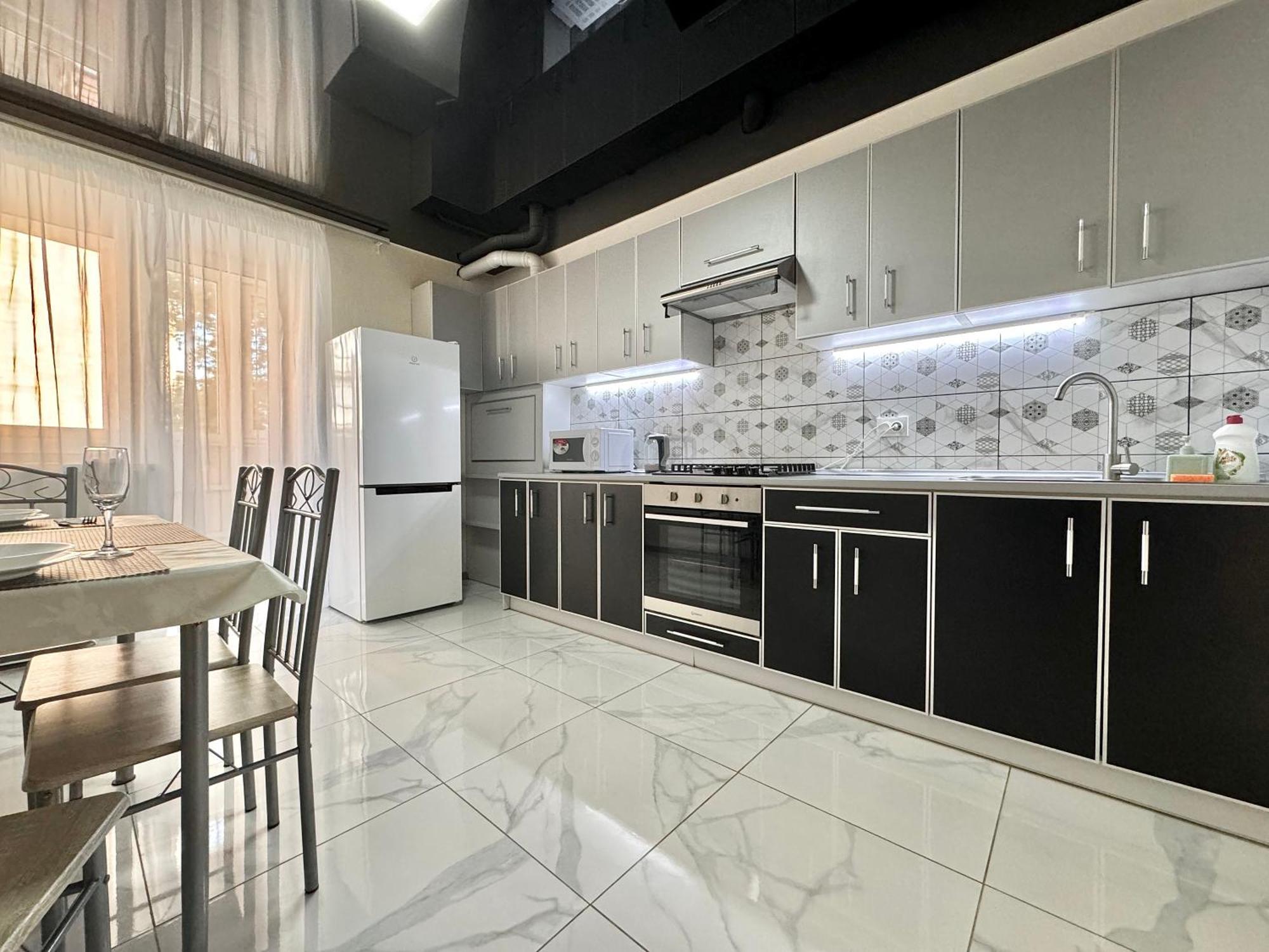 Apartpoltava 2 Окремі Кімнати, Новобудова, Два Великих Ліжка Центр, Корпусний Сад Exterior foto